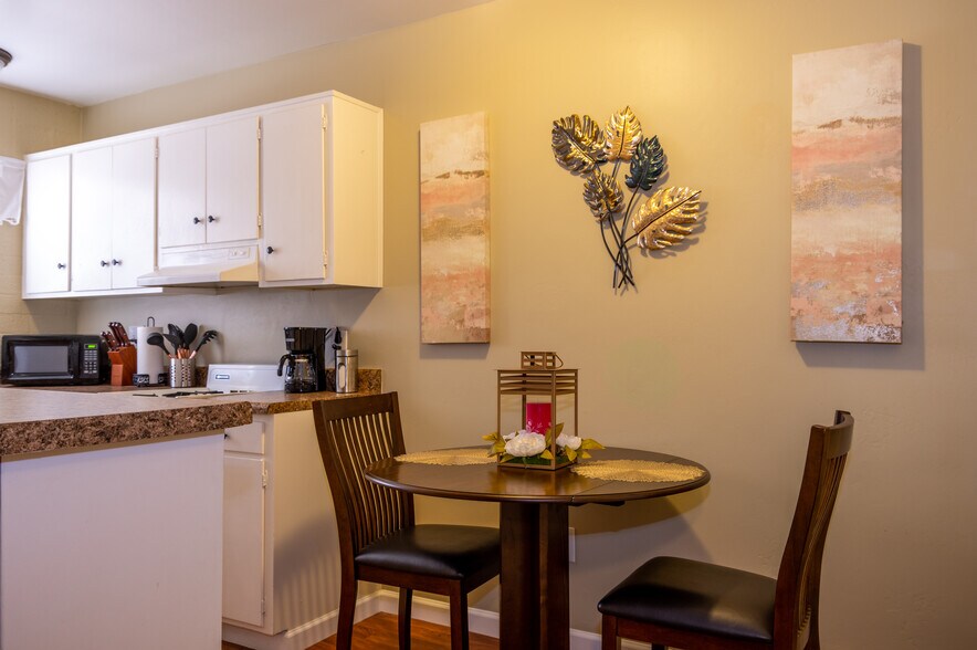 More Photos Of 4302 E Bellevue St, Tucson Apartments For Sale
