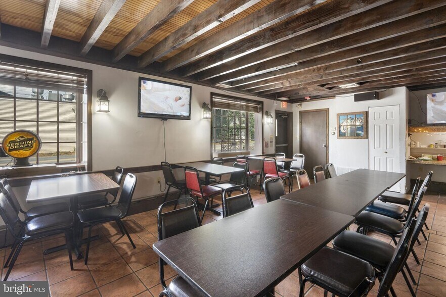 More Photos Of 5 Spring Valley Rd, Reading Restaurant For Sale