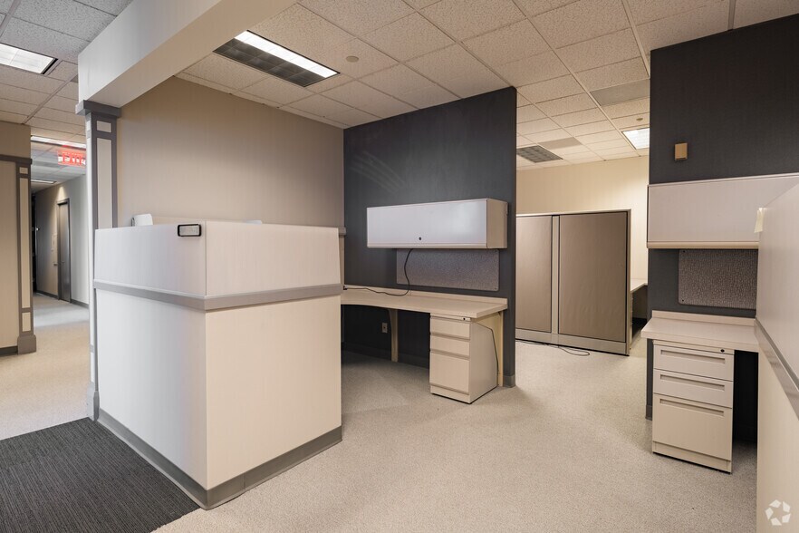 Photo of 27th Floor Ste 2700