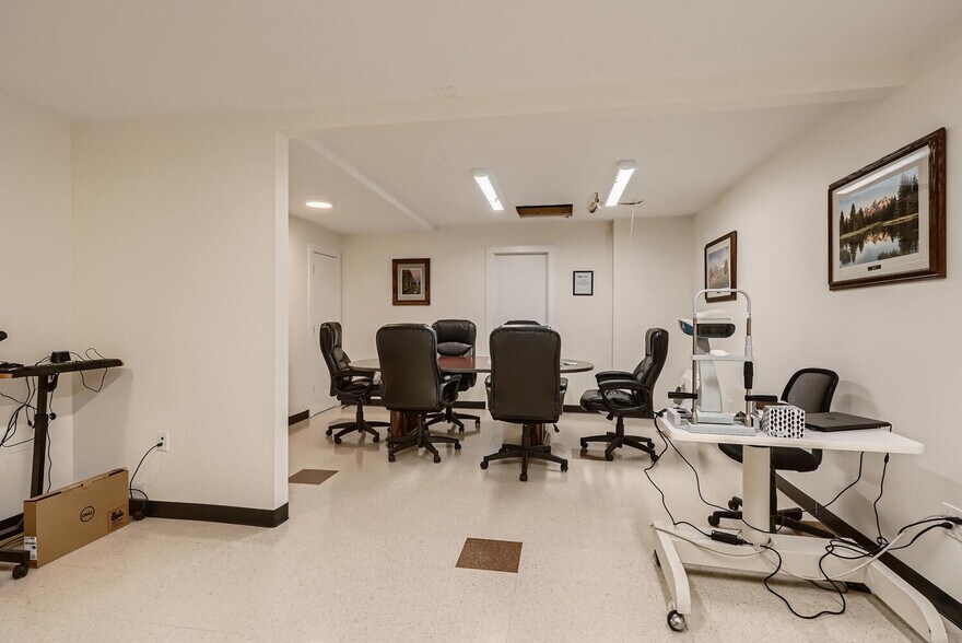 More Photos Of 5353 W Colfax Ave, Denver Office For Sale