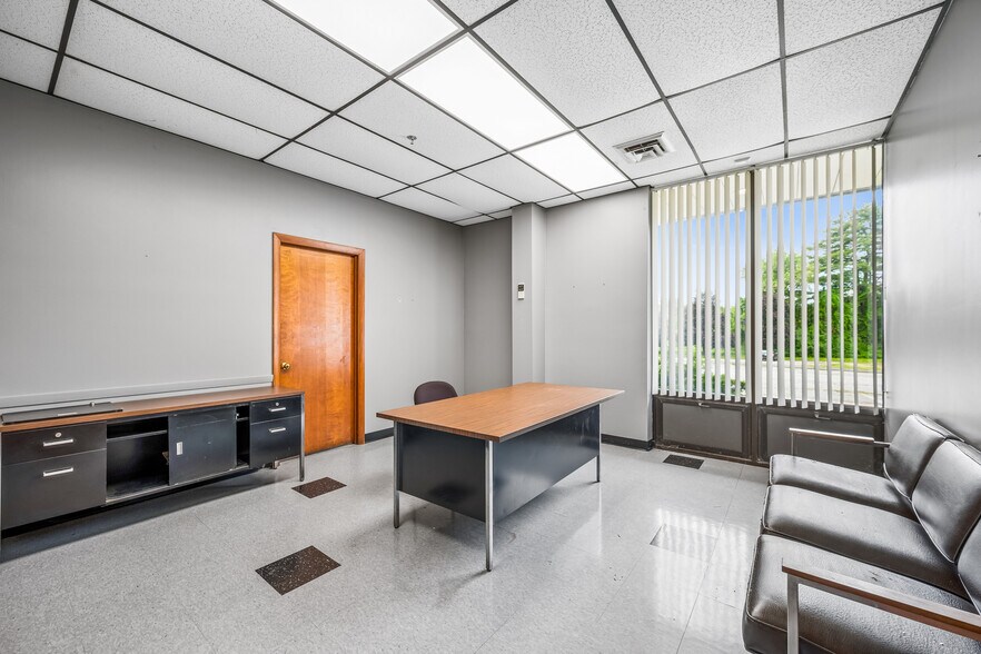 More Photos Of 368 Ella Grasso Ave, Torrington Warehouse For Sale