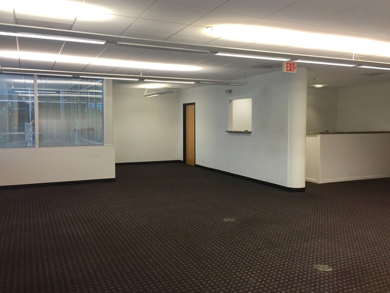 More Photos Of 1501 Corporate Dr, Boynton Beach Office For Lease