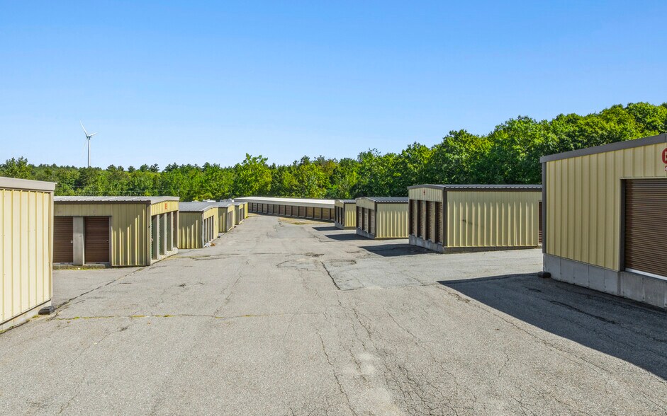 More Photos Of 143 Colony Rd, Gardner Self Storage For Sale
