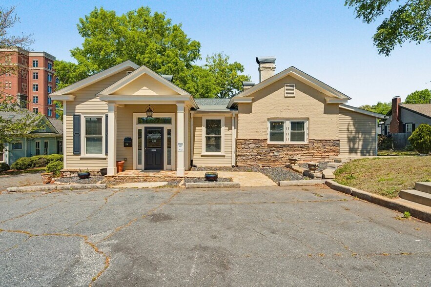 More Photos Of 236 Washington Ave, Marietta Office Residential For Sale