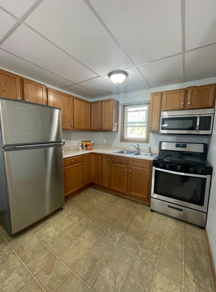 More Photos Of 228 Main St E, Norwood Young America Storefront Retail Residential For Sale
