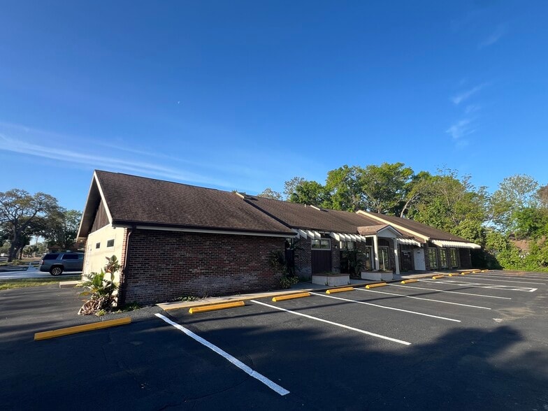 More Photos Of 5427 Water St, New Port Richey Medical For Sale