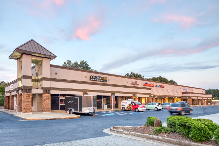 More Photos Of 955-1063 Bullsboro Dr, Newnan Unknown For Lease