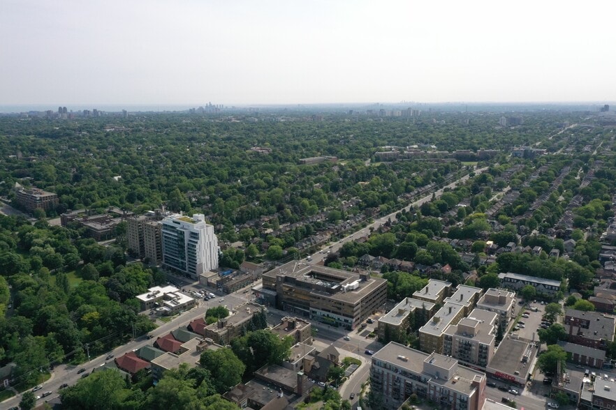 More Photos Of 3080 Yonge St, Toronto Office Residential For Lease