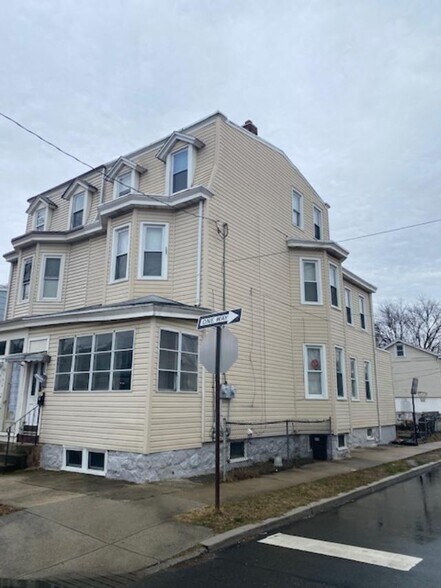 More Photos Of 500 Mercer St, Gloucester City Apartments For Sale