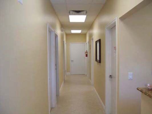 More Photos Of 300-322 NW Bethany Dr, Port Saint Lucie Medical For Lease