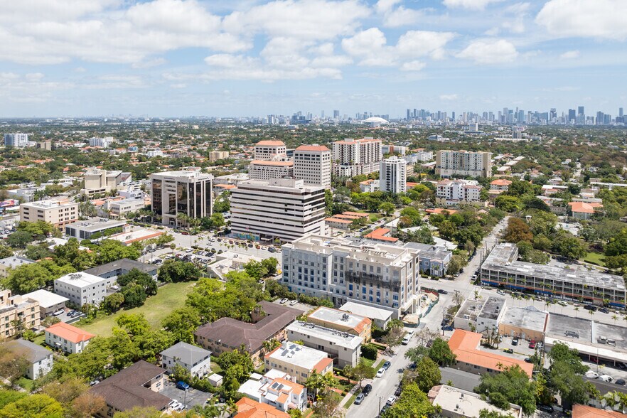 More Photos Of 999 PONCE DE LEON Blvd, Coral Gables Medical For Lease