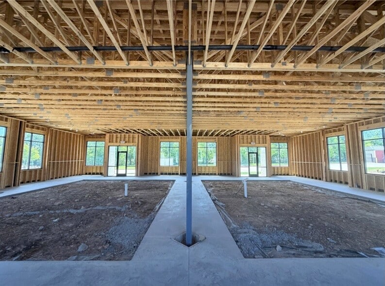 More Photos Of 10120 Summer Creek Dr, Fort Worth Unknown For Lease
