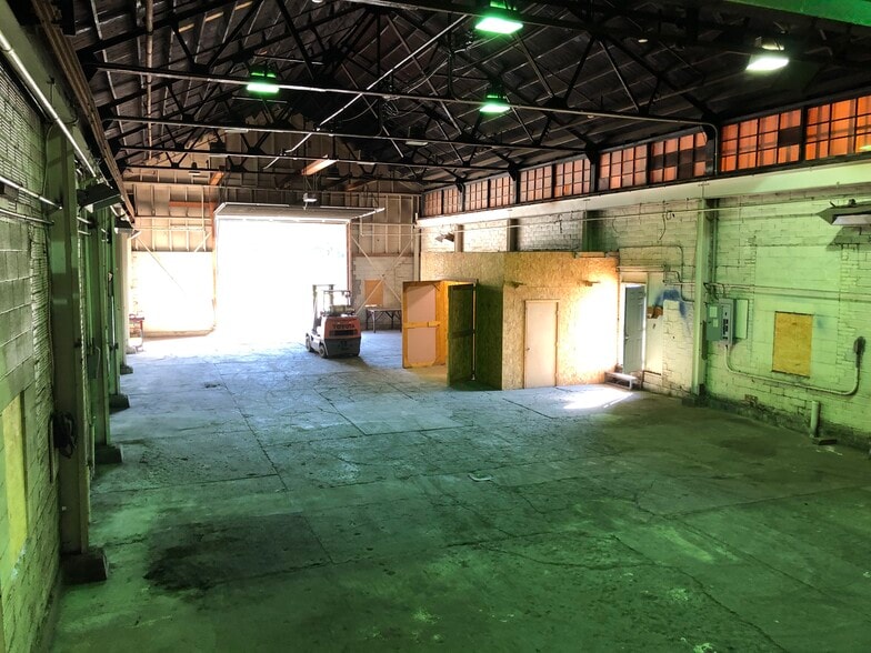 More Photos Of 4728 State Route 982, Latrobe Manufacturing For Lease