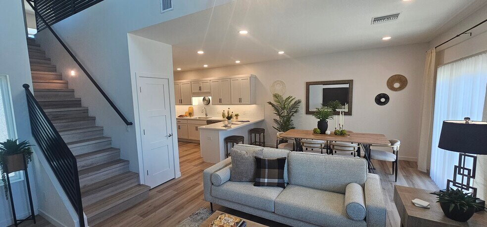 More Photos Of 2051 E Michigan Ave, Phoenix Apartments For Sale