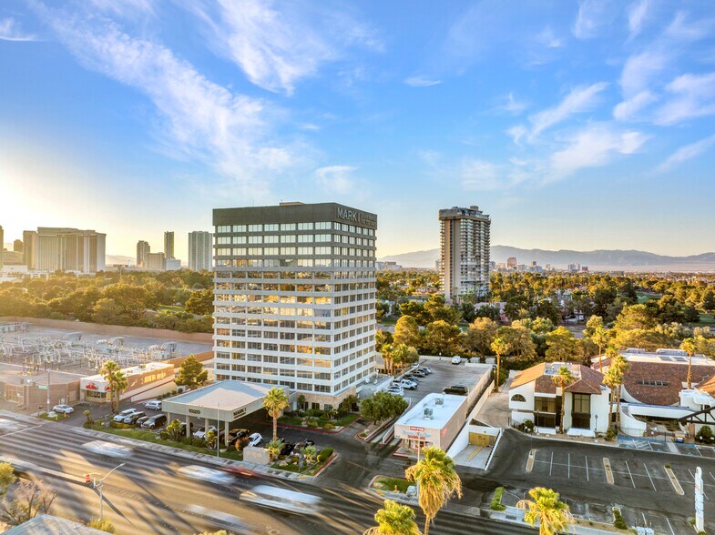 More Photos Of 1020 E Desert Inn Rd, Las Vegas Apartments For Lease