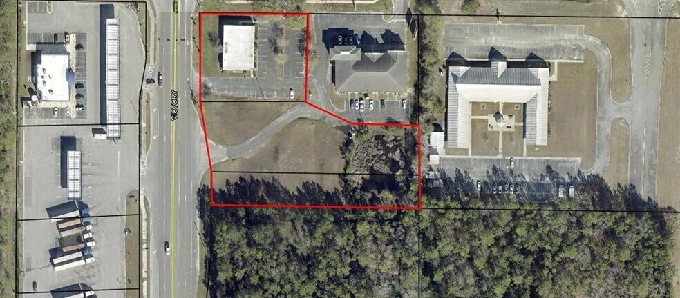 Primary Photo Of 1777 S Georgia Pky W, Waycross Office For Sale