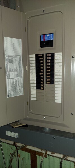 More Photos Of 532 High St, Hamilton Religious Facility For Sale