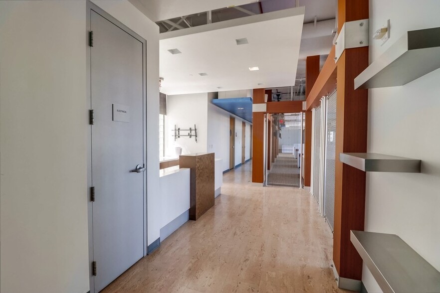 More Photos Of 1350 Columbia St, San Diego Loft Creative Space For Sale