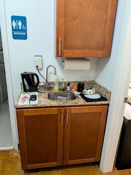 More Photos Of 12491 SW 134th Ct, Miami Light Distribution For Sale