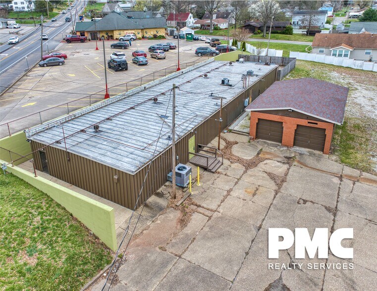 Primary Photo Of 4540 Emerson Ave, Parkersburg Bar For Lease