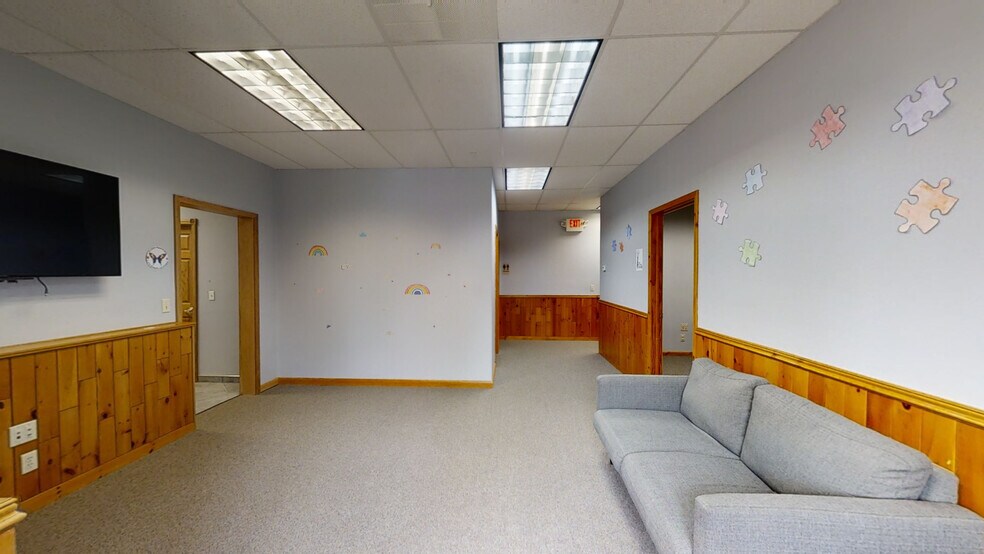 More Photos Of 112-118 S Main St, Medford Office For Sale