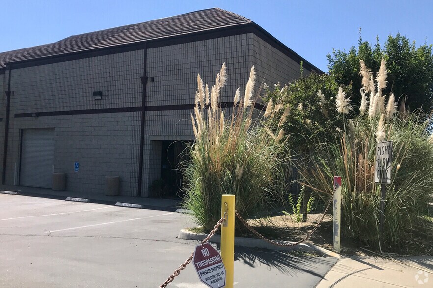 More Photos Of 127 W Pomona St, Monrovia Apartments For Lease