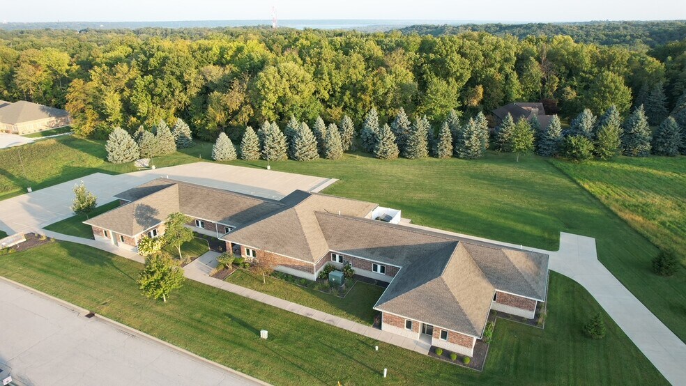 More Photos Of 90 Eastgate Dr, Washington Medical For Sale