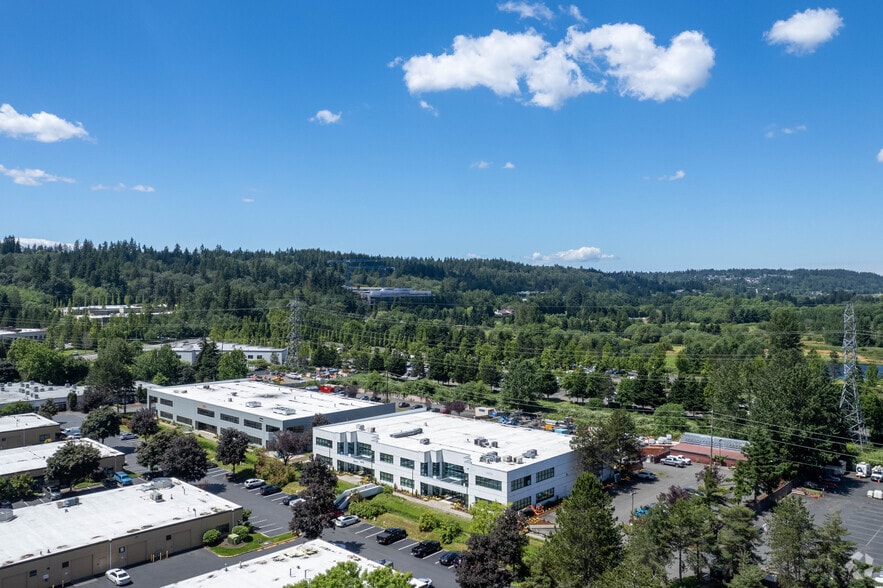 More Photos Of 14700 NE 95th St, Redmond Flex For Lease