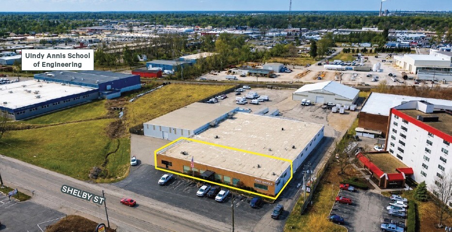 Primary Photo Of 3610 Shelby St, Indianapolis Manufacturing For Lease