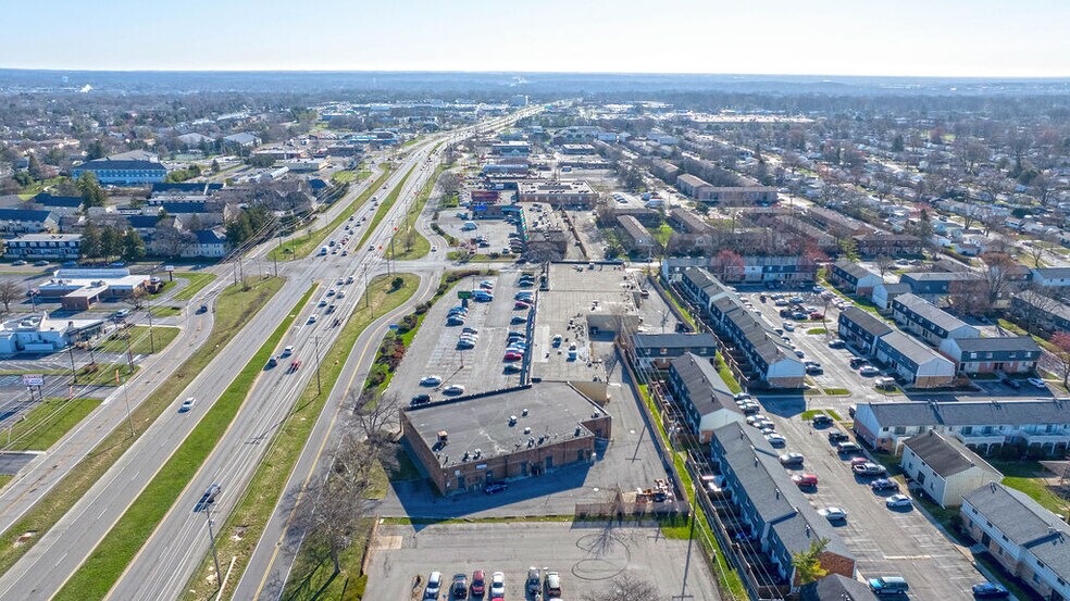 More Photos Of 1931-1977 E Dublin Granville Rd, Columbus General Retail For Sale