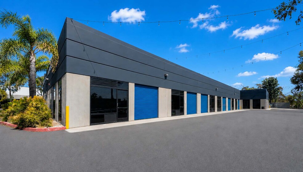 More Photos Of 8680 Miralani Dr, San Diego Warehouse For Lease