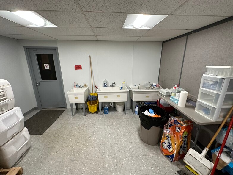 More Photos Of 154 Fairmount Ave, Jamestown Manufacturing For Sale