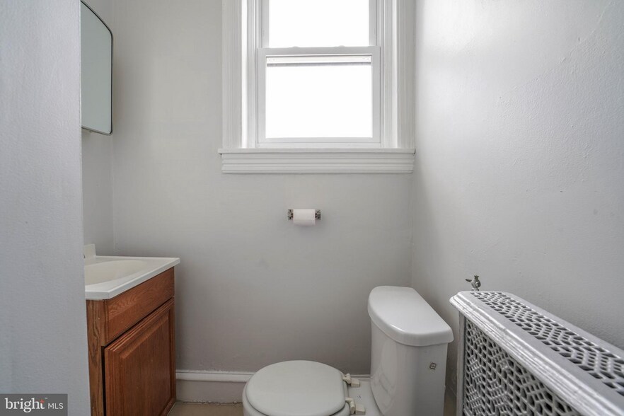 More Photos Of 2011 E Allegheny Ave, Philadelphia Apartments For Sale