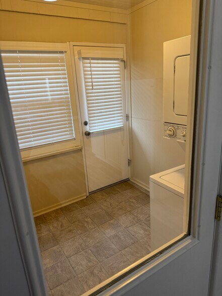 More Photos Of 357 Roberts St, Reno Apartments For Sale