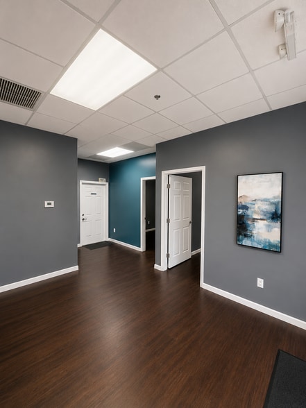 More Photos Of 801-893 Kings Hwy, Fort Pierce Light Manufacturing For Sale