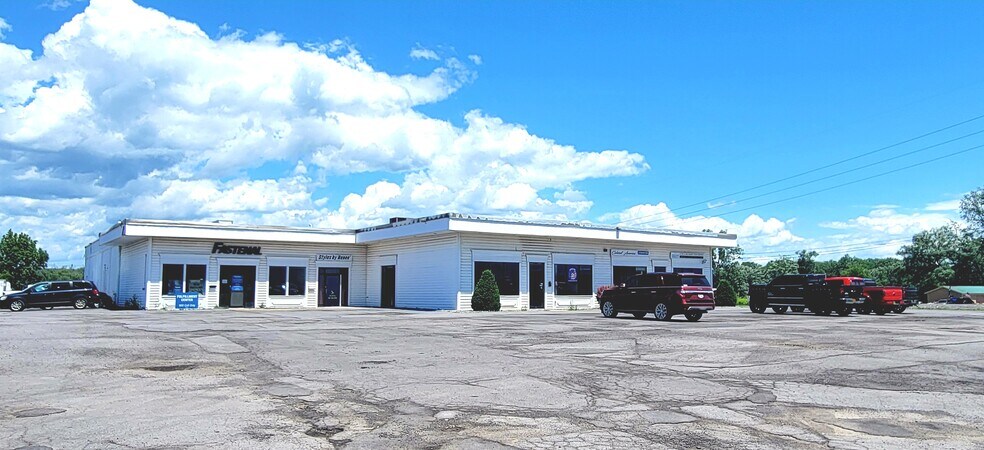 More Photos Of 2150 Oriskany St W, Utica Freestanding For Lease