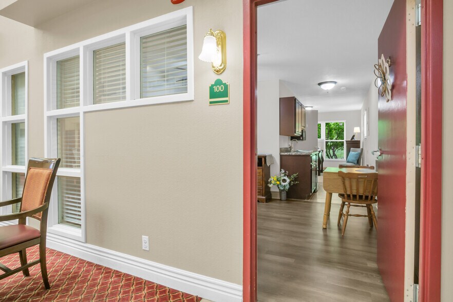 More Photos Of 4107 Central Ave, Kearney Assisted Living For Sale