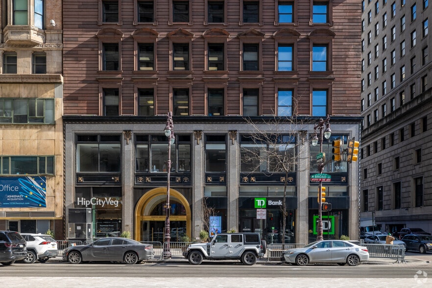 More Photos Of 121 S Broad St, Philadelphia Coworking Space