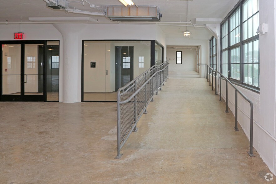 Photo of 6th Floor Ste 611