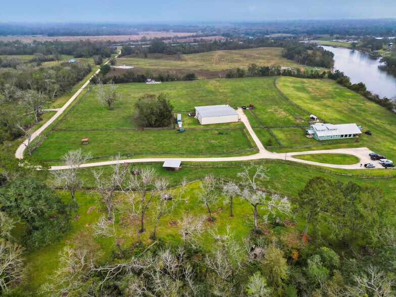 More Photos Of 3559 FM 521 Rd, Brazoria Specialty For Sale