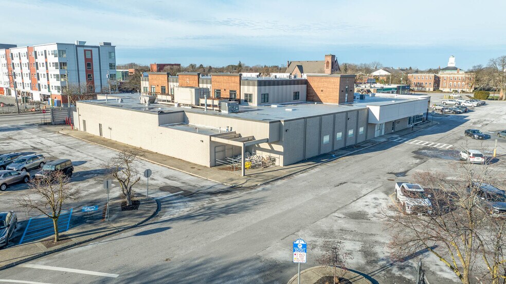 More Photos Of 45-47 Ellicott St, Batavia Storefront Retail Office For Lease