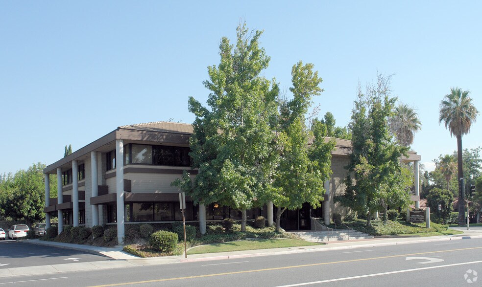 More Photos Of 4515 Central Ave, Riverside Medical For Lease
