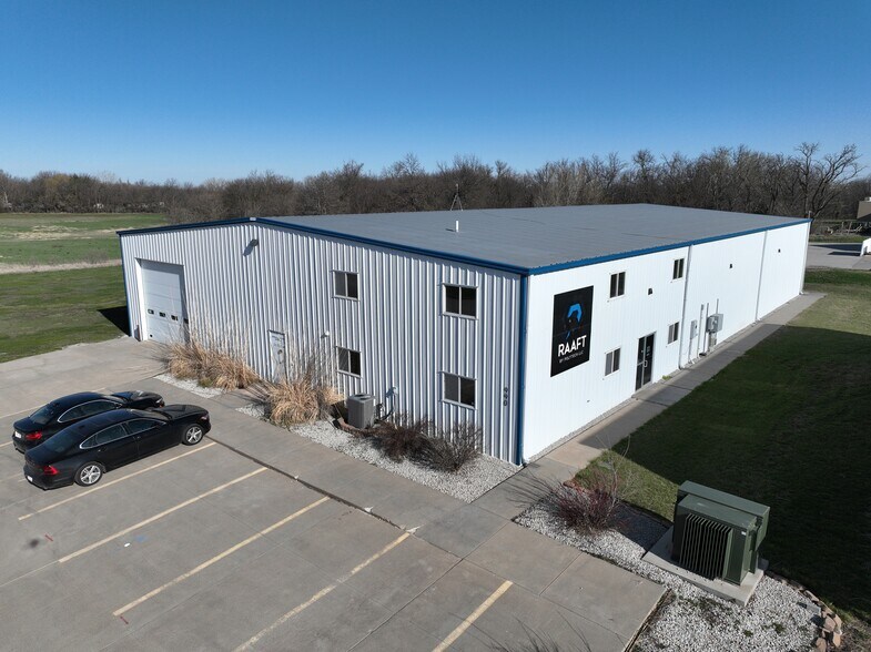 Primary Photo Of 990 Cottonwood Ave, Seward Warehouse For Sale