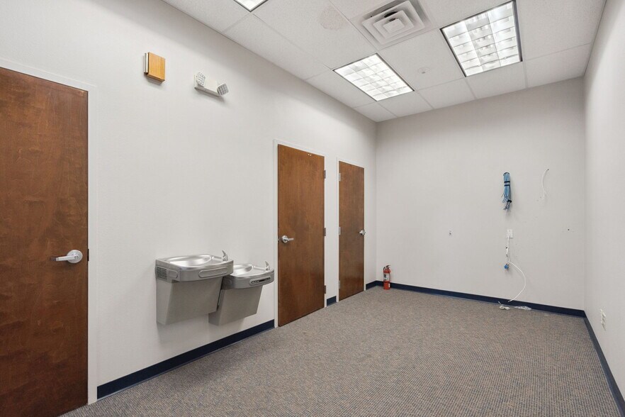 More Photos Of , Longwood Office For Sale