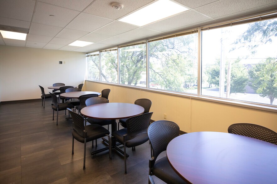 More Photos Of 8600 Farley St, Overland Park Office For Sale