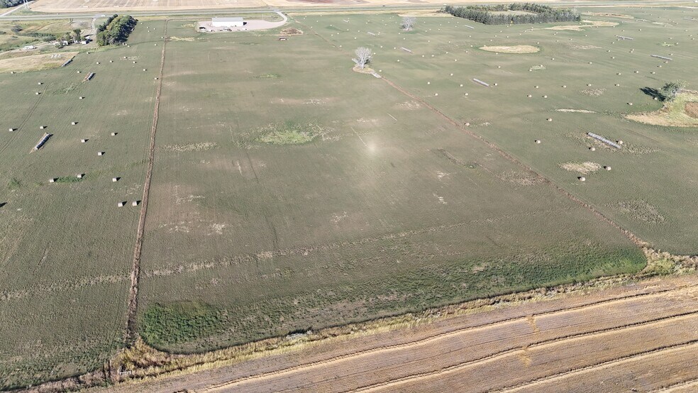 More Photos Of 10345 Hwy 83 S, Minot Flex For Sale