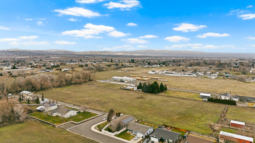 More Photos Of 7703 Ahtanum Rd, Yakima Land For Sale