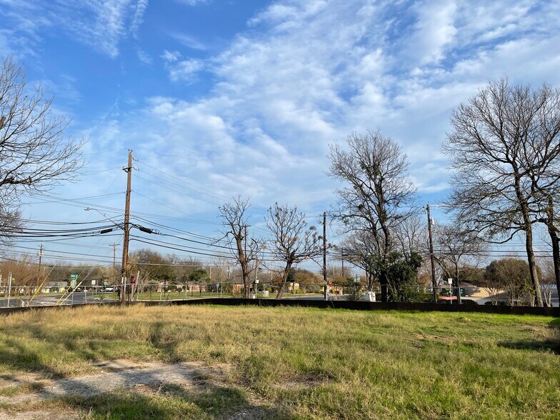 More Photos Of 932 Gardner Rd, Austin Land For Sale