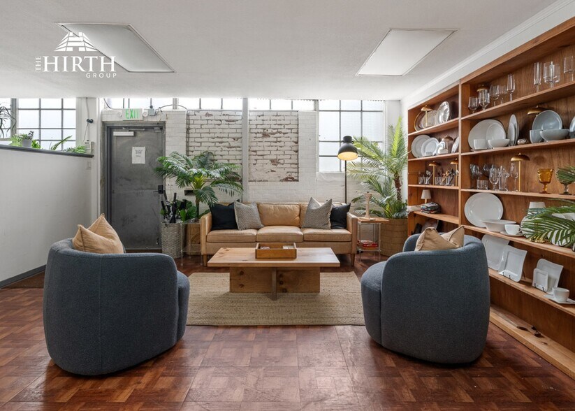 More Photos Of 2321 Filbert St, Oakland Warehouse For Sale