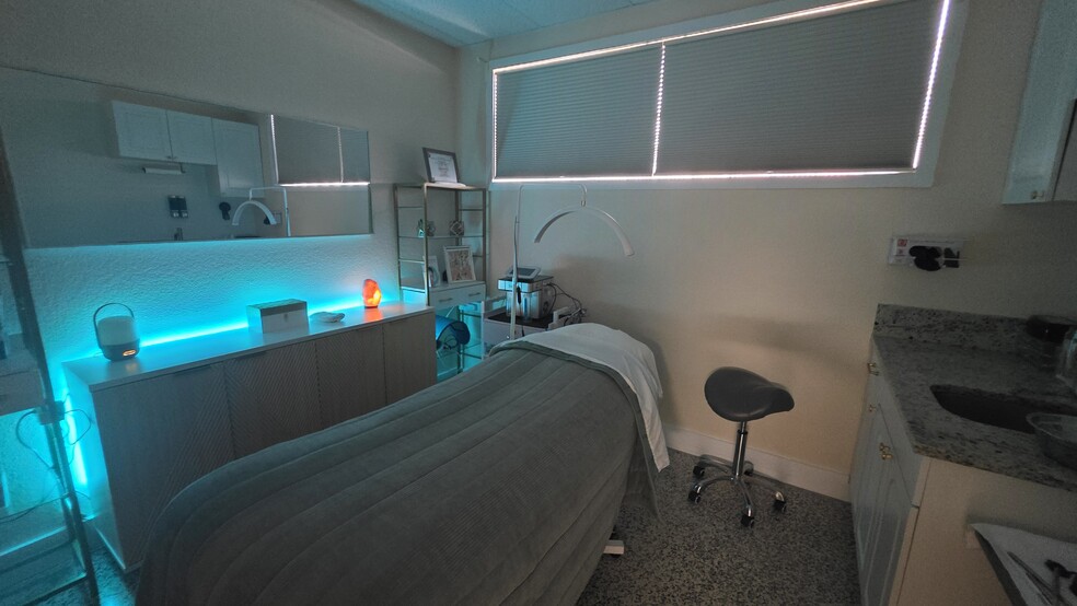 More Photos Of 117 N 5th St, Fort Pierce Office Residential For Sale